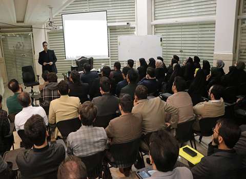 مجلة مرئية يومية للأحداث الهامة لتسهيل الأعمال