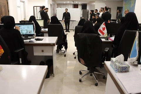 معلومات تجاري + مجلة الصور يوم 18 یَنایر