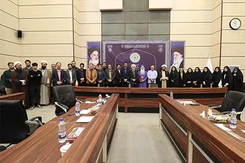 معلومات تجاریة + مجلة الصور يوم 12 فبراير