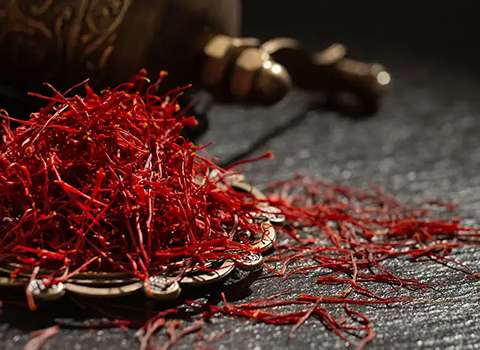 سعر الشراء بالجملة الزعفران الاصفر اليمني رخيص ومعقول