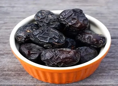 سعر الشراء بالجملة تمر عجوة المدينة في الامارات رخيص ومعقول