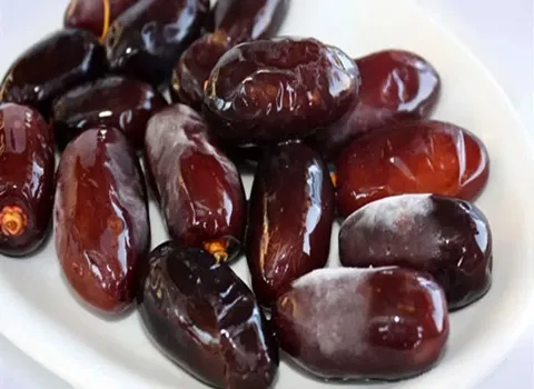 تمر فاخر الكويت مع التفسيرات الكاملة والتعريف