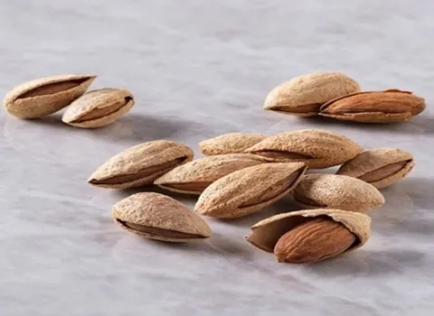 الشراء بالجملة لوز غير مقشر بأفضل الظروف