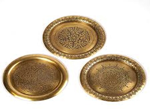 دليل شراء طبق نحاس منقوش بشروط خاصة وسعر استثنائي