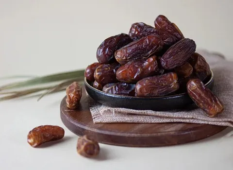 التعارف تمر خلاص القصيم مكنوز من صفر إلى مائة أسعار الشراء بالجملة