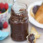 Cream chocolate hazelnuts with complete explanations and familiarization