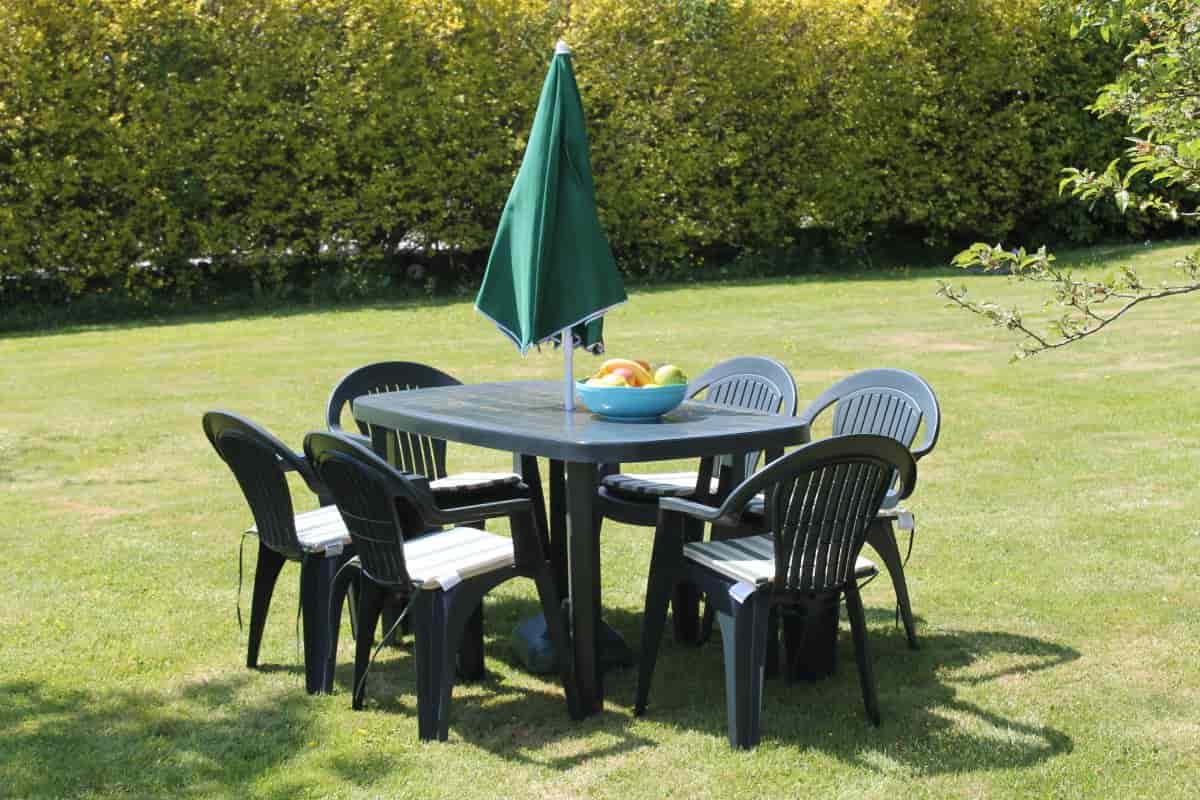 Plastic Dining Table Chair Price