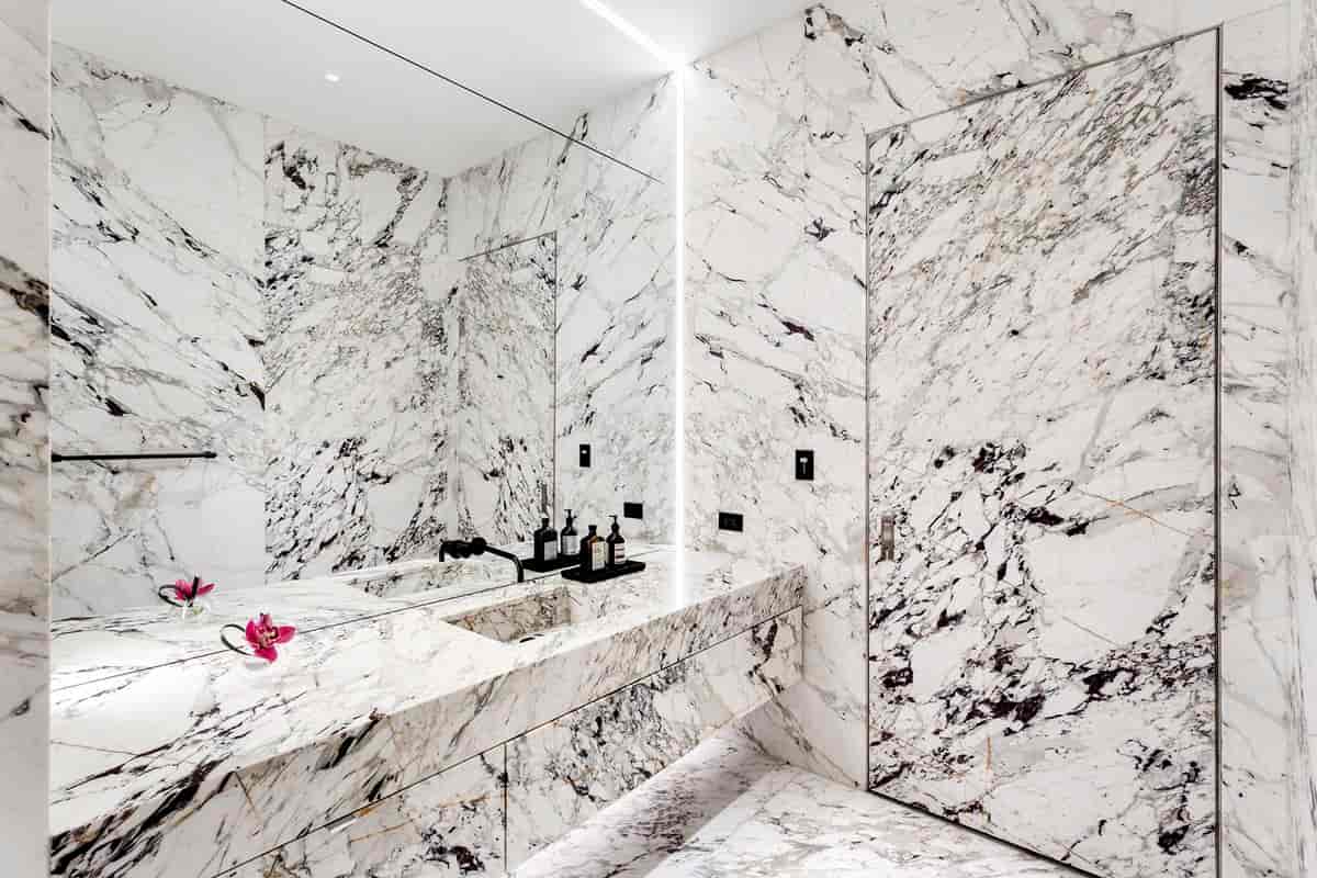 Vietnam White Marble in Pakistan (Onyx) Long Lasting Luster Wear Resistance