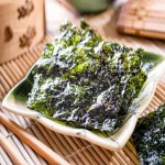 Seaweed Paper in Bangladesh; Flakes Strips Powders Shreds 7-8 Inch Pack Size