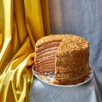 Vancho Cake 2kg; Sponge Vanilla Texture Cocoa Bananas Walnuts Decoration