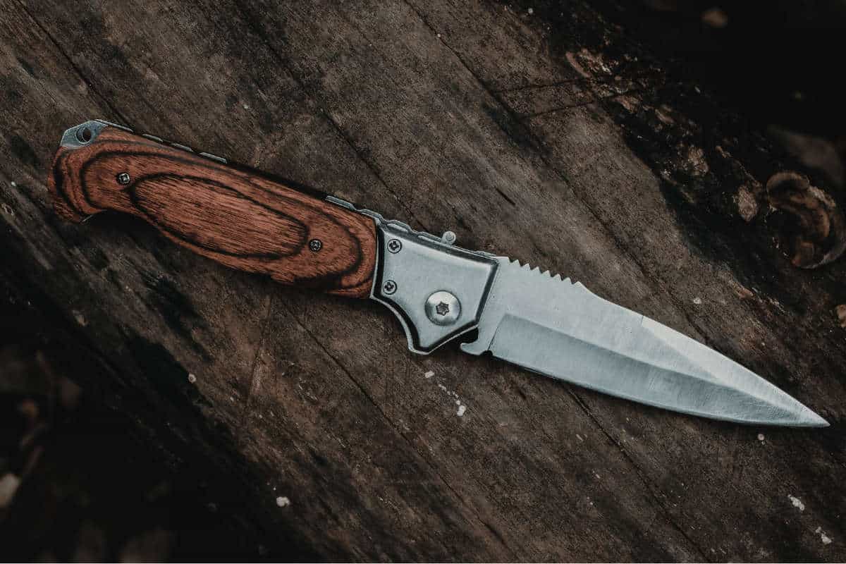 Utility Knife in Bd (Box Cutter) Versatile 3 Types Standard Serrated Pocket