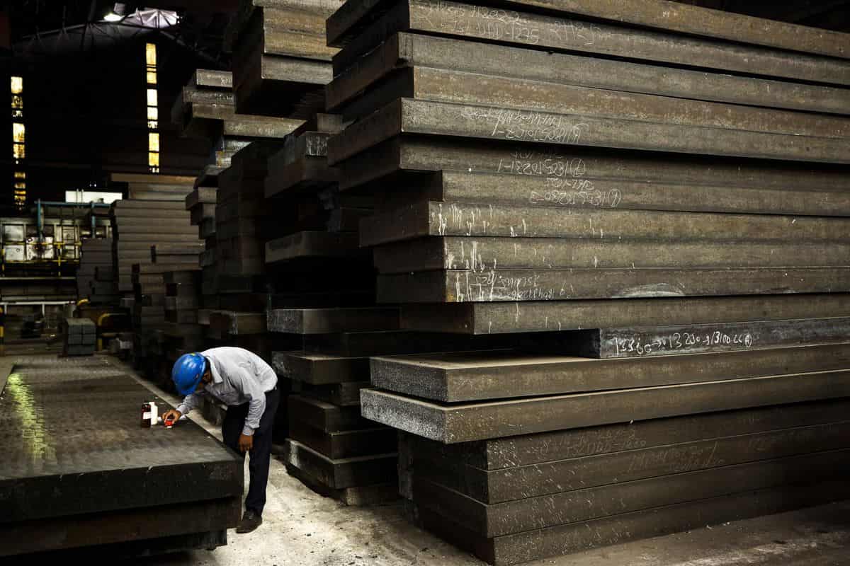 Flat Steel Slab; Appearance Devoid Cracks Smooth Consistent Surface