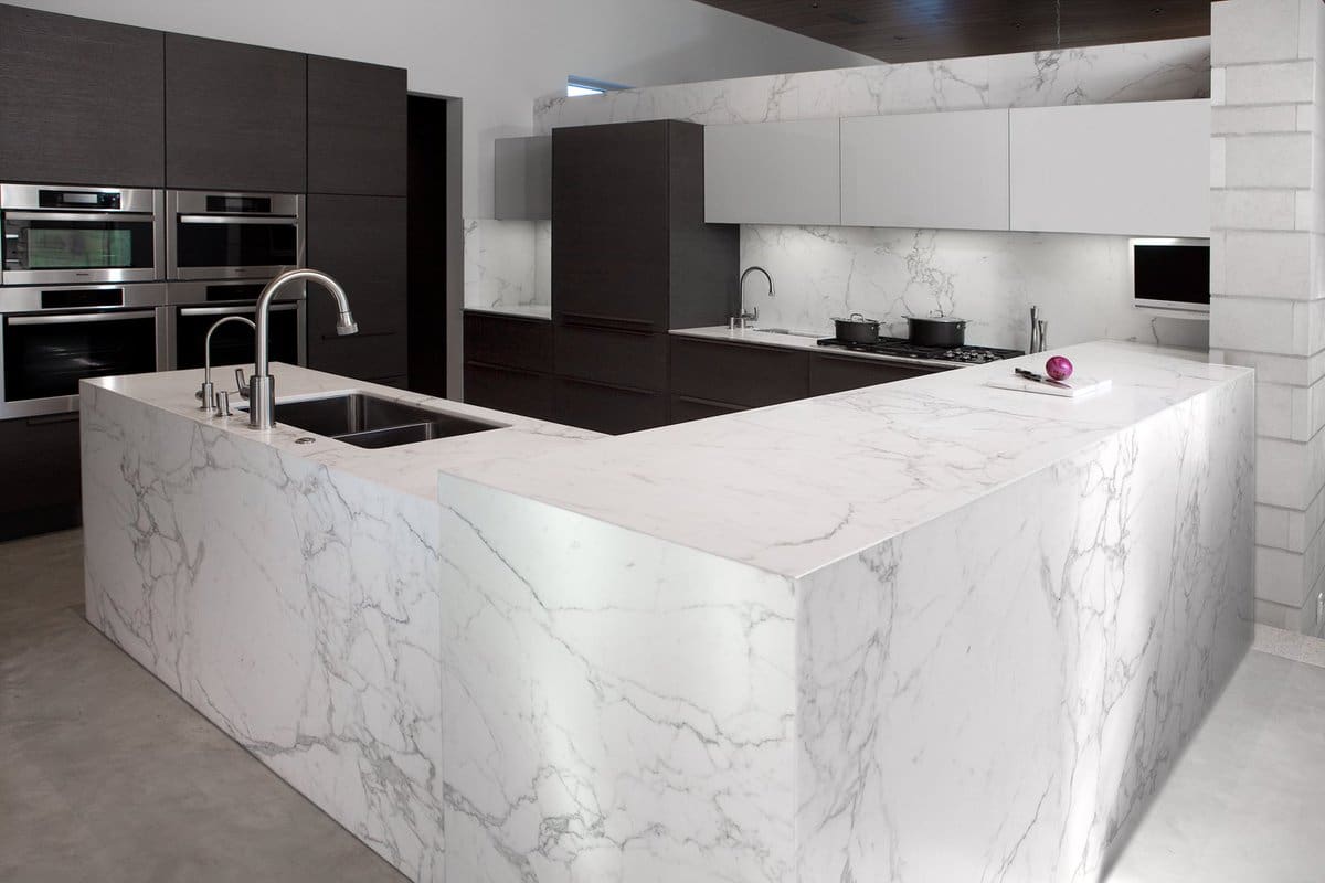 Pure White Marble in India; Durable Acid Resistant Smooth Glossy Appearance