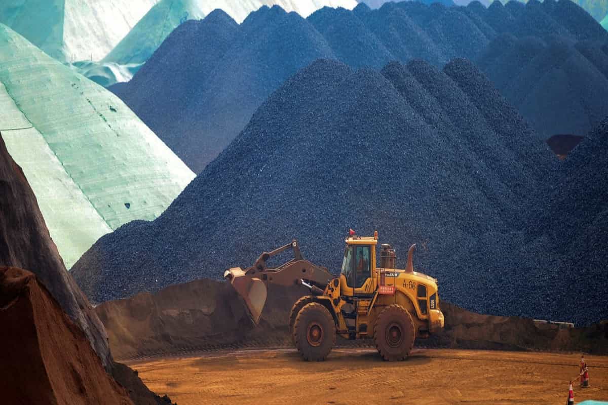 Iron Oxide Mill Scale; Solid Powder (62 63 69 Purity)