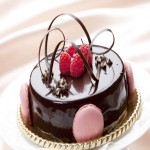 Half Kg Cake in Chennai (Gateau) Square Round Shape Hazelnut Walnut Chocolate Honey