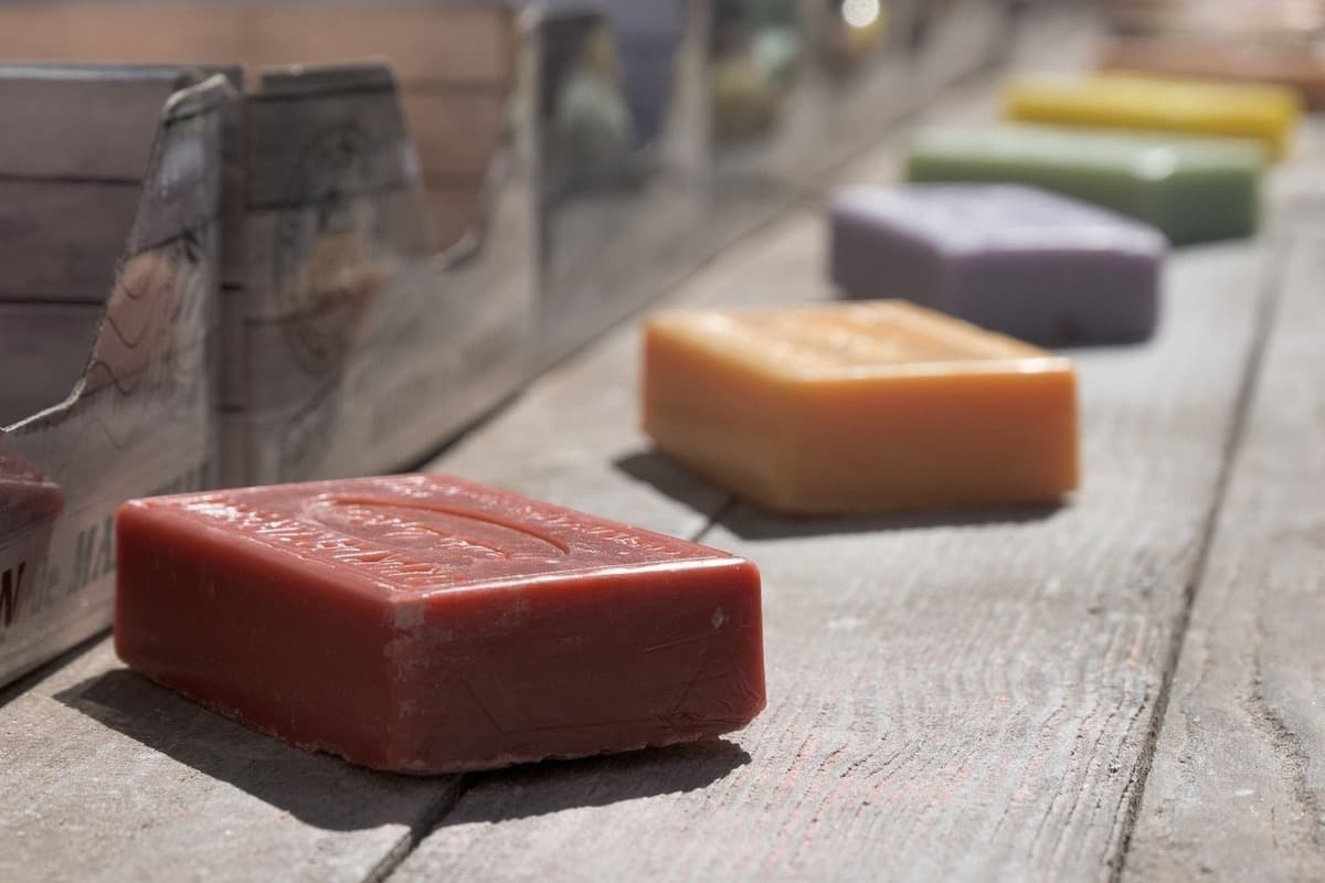 Organic Soap in Nigeria; Liquid Solid Types Reduce Eczema Rosacea Provide Hydration