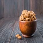 American Almond in Karachi (Prunus Dulcis) Calcium Magnesium Fiber Source Vitamin B E
