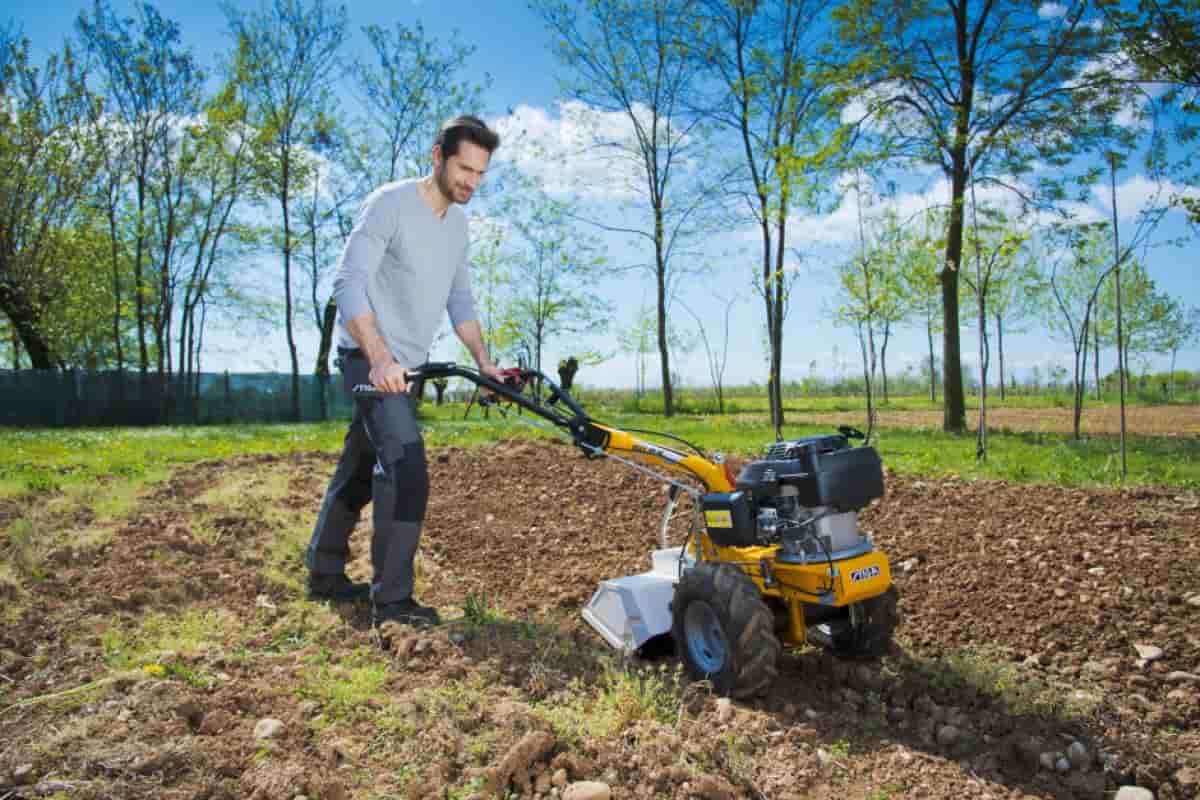 Electric Cultivator NZ; 11 KG Weight 3 Wheels Yellow Green Color