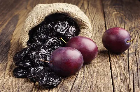 Purchase of Dried Black Plums Delivery to Mersin Port