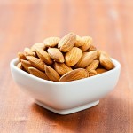 Purchase price Spanish almond + advantages and disadvantages