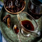 natural date syrup with complete explanations and familiarization