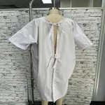 white hospital dress buying guide with special conditions and exceptional price