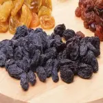what is dried black raisins + purchase price of dried black raisins