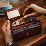 Italian leather wallets brands are luxury and popular