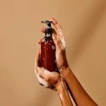 Scented liquid hand soap with complete explanations and familiarization