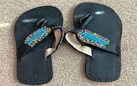 best sandals for sweaty feet men's