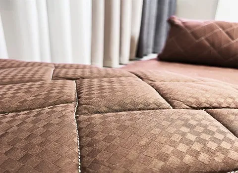 Mattress travel bed with complete explanations and familiarization