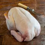 The price of bulk purchase of raw whole chicken is cheap and reasonable
