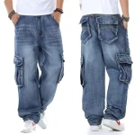 The price of bulk purchase of cargo jeans men is cheap and reasonable