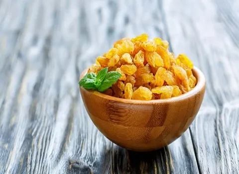 are golden raisins and sultanas the same thing