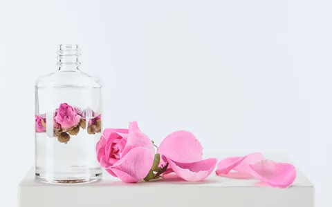 Rose Water in Nigeria; Vitamin C Skincare Perfuming Substance Usage