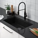 Black sink kitchen with complete explanations and familiarization