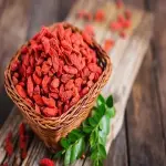 Red barberry fruit buying guide with special conditions and exceptional price
