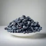 Black raisins Afghanistan with complete explanations and familiarization