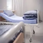 The price of bulk purchase of hospital bed single is cheap and reasonable