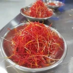The price of bulk purchase of saffron yellow red color is cheap and reasonable