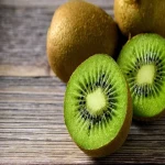 Green fresh kiwi buying guide with special conditions and exceptional price
