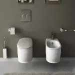 Buy and price of 4 bolt wall hung toilet