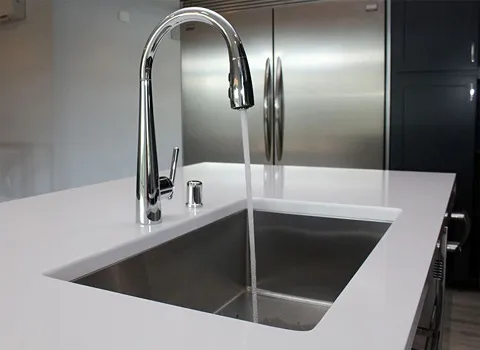 stainless steel faucet with white sink improves your kitchen design