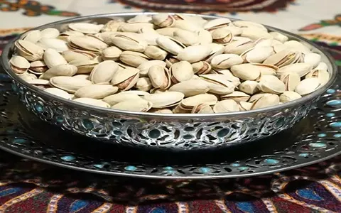 خرید انواع پسته خام رفسنجان + قیمت