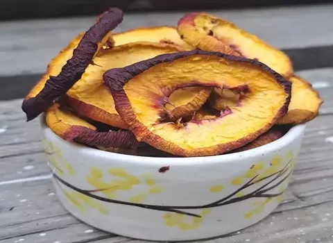 قیمت خرید شلیل خشک شده + مزایا و معایب