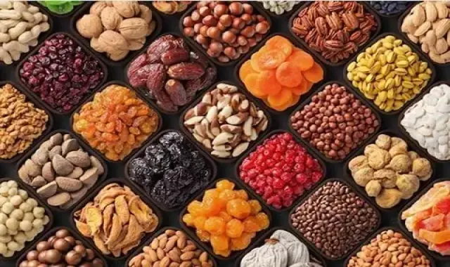 میوه خشک اسلامشهر؛ حبه ای چیپسی (200 250 گرمی) پاکتی جعبه ای