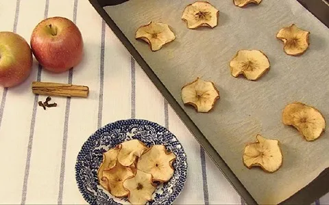 میوه خشک سپهرا (خشکبار) موز هلو سیب 3 نوع اسلایسی حبه ای رشته ای