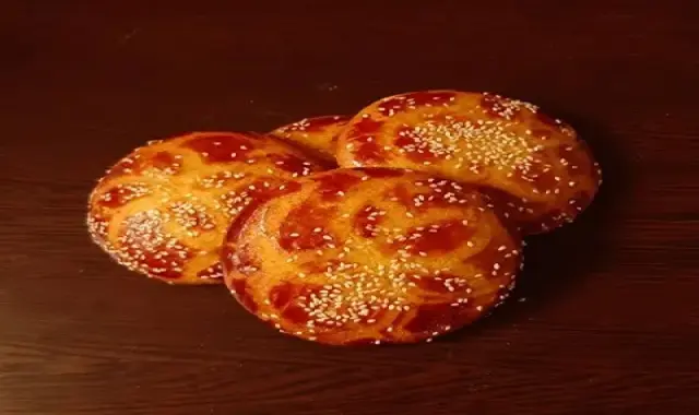 قیمت خرید شیرینی کماج کرمان + خواص، معایب و مزایا