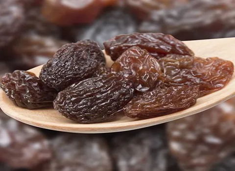 کشمش پلویی خانگی؛ آفتابی سایه خشک 3 رنگ طلایی سبز سیاه