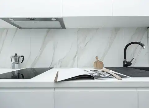 خرید جدیدترین انواع سرامیک کلکته در طرح های متنوع